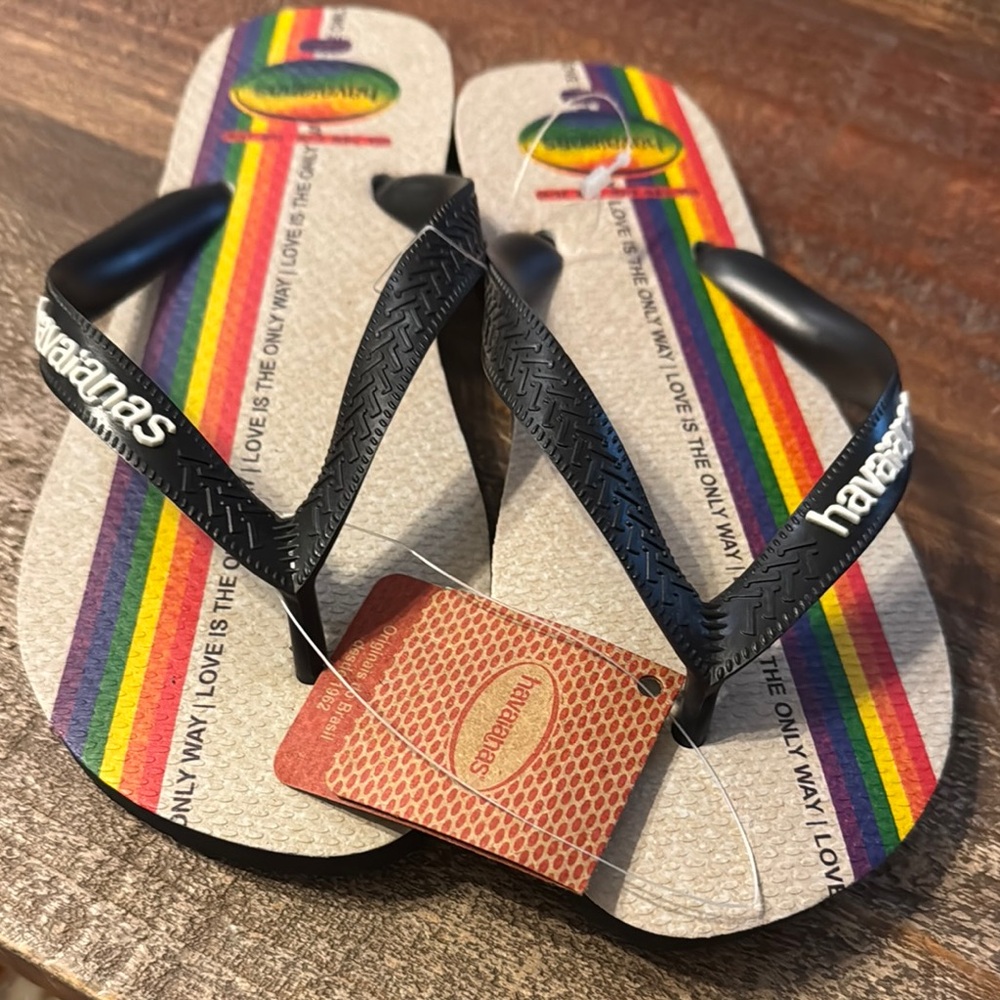 Havaianas Rainbow Pride Sandals size women 7/8